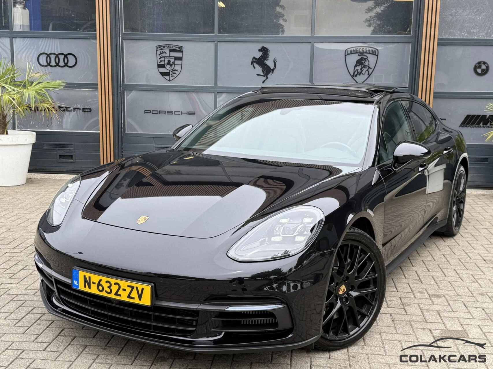 Hoofdafbeelding Porsche Panamera