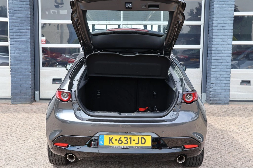 Hoofdafbeelding Mazda 3