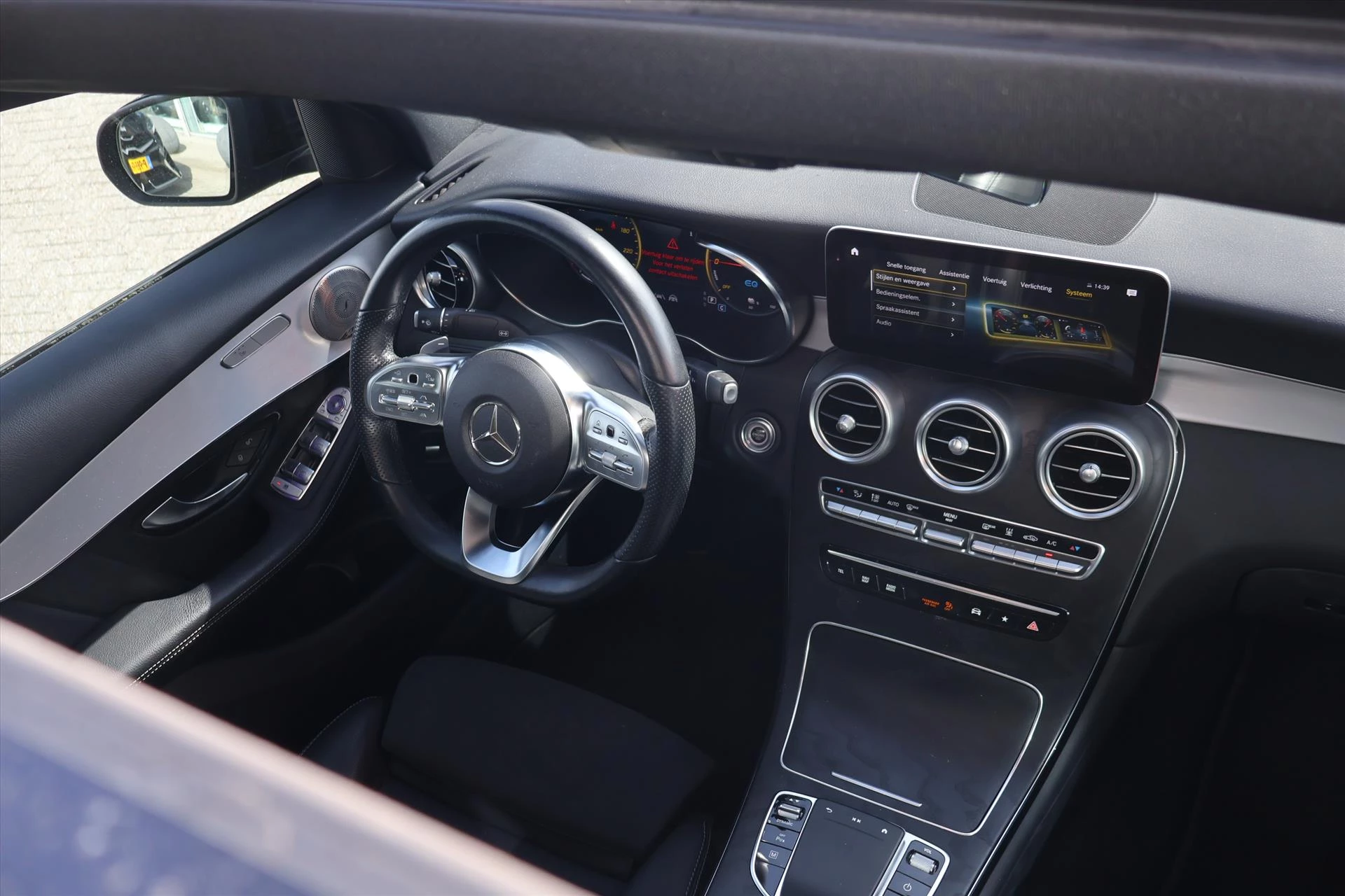Hoofdafbeelding Mercedes-Benz GLC
