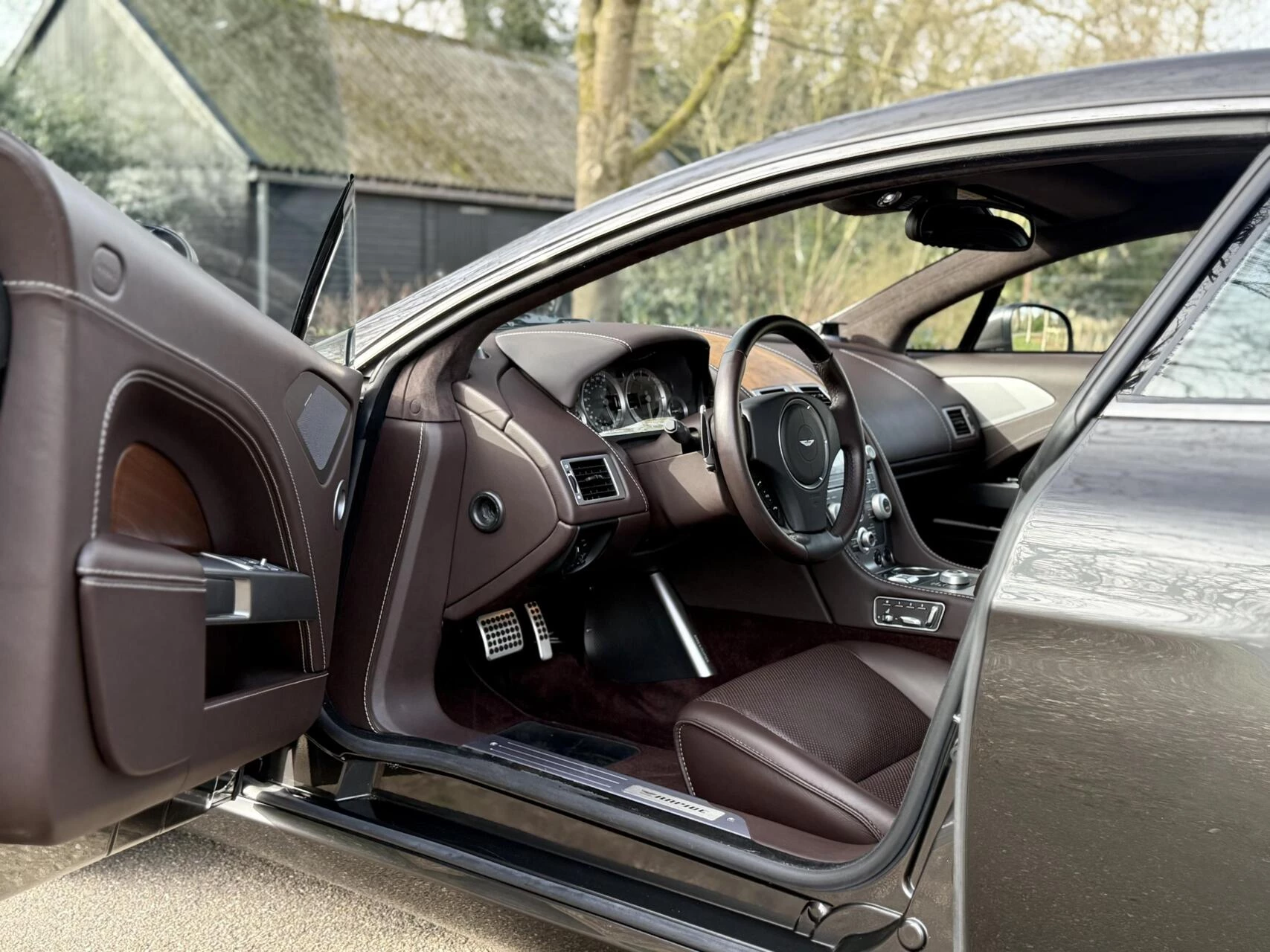 Hoofdafbeelding Aston Martin Rapide