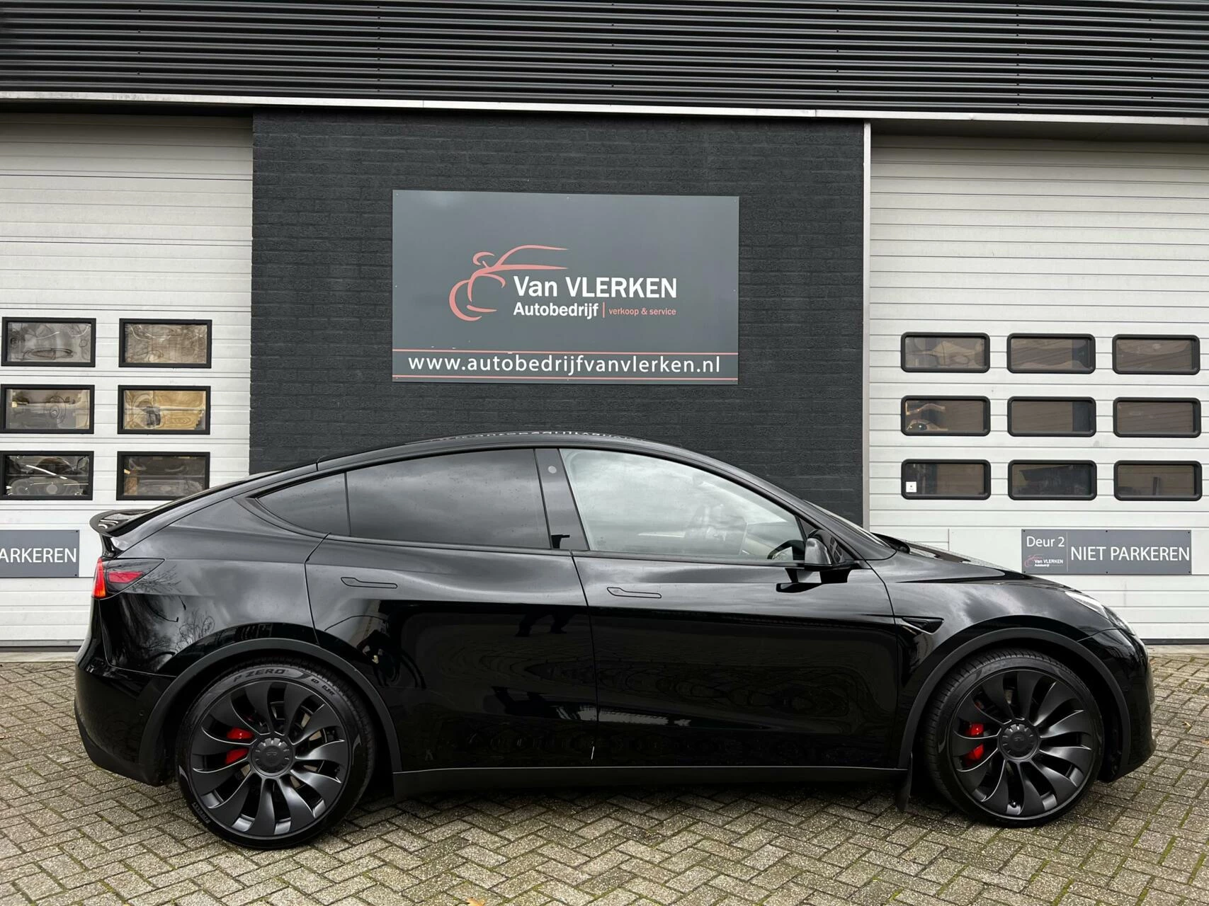 Hoofdafbeelding Tesla Model Y