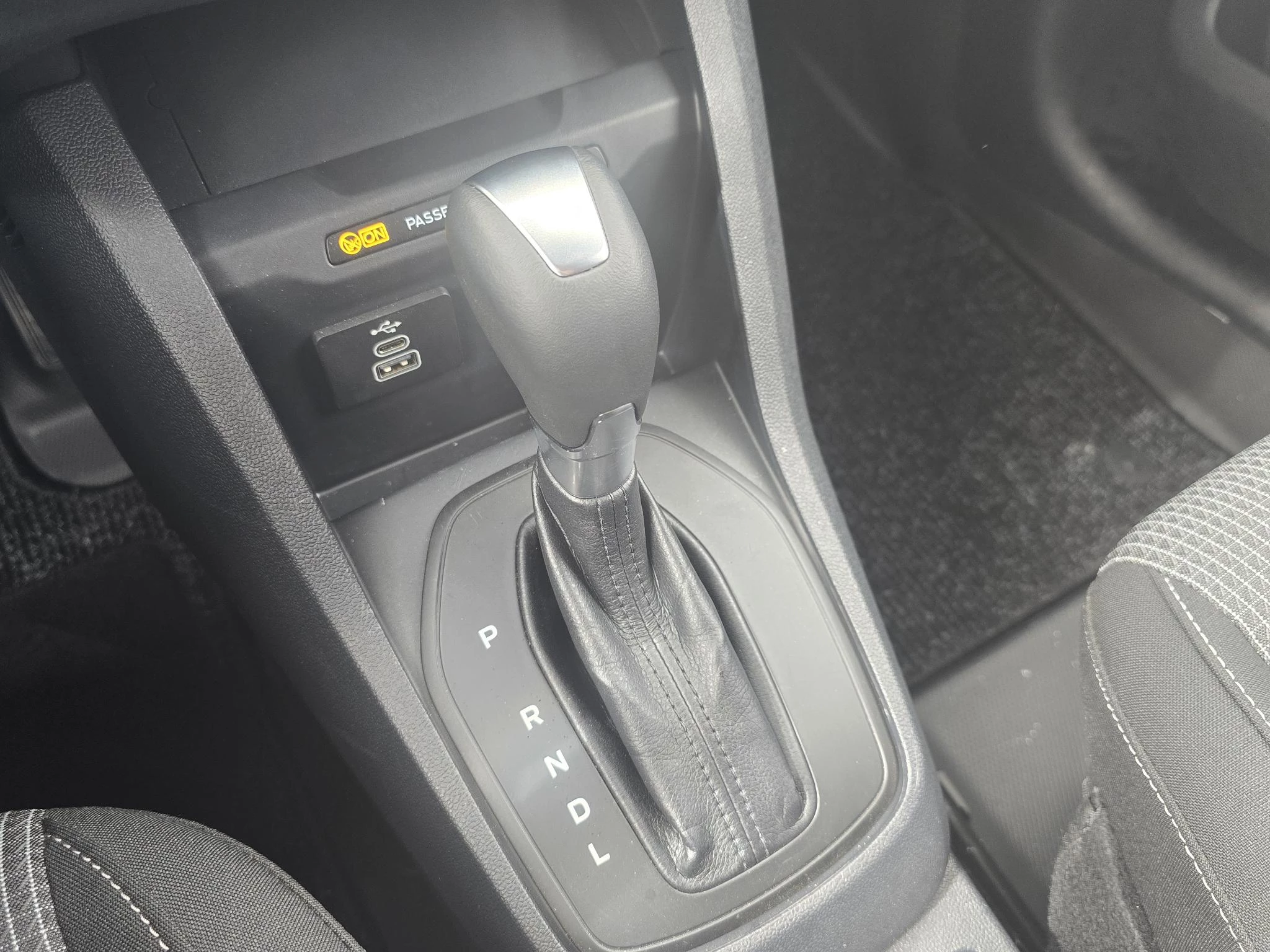 Hoofdafbeelding Ford Transit Courier