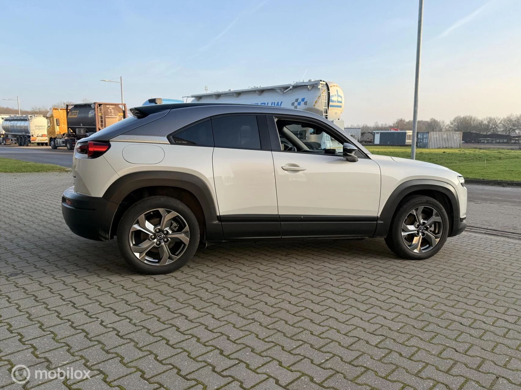 Hoofdafbeelding Mazda MX-30