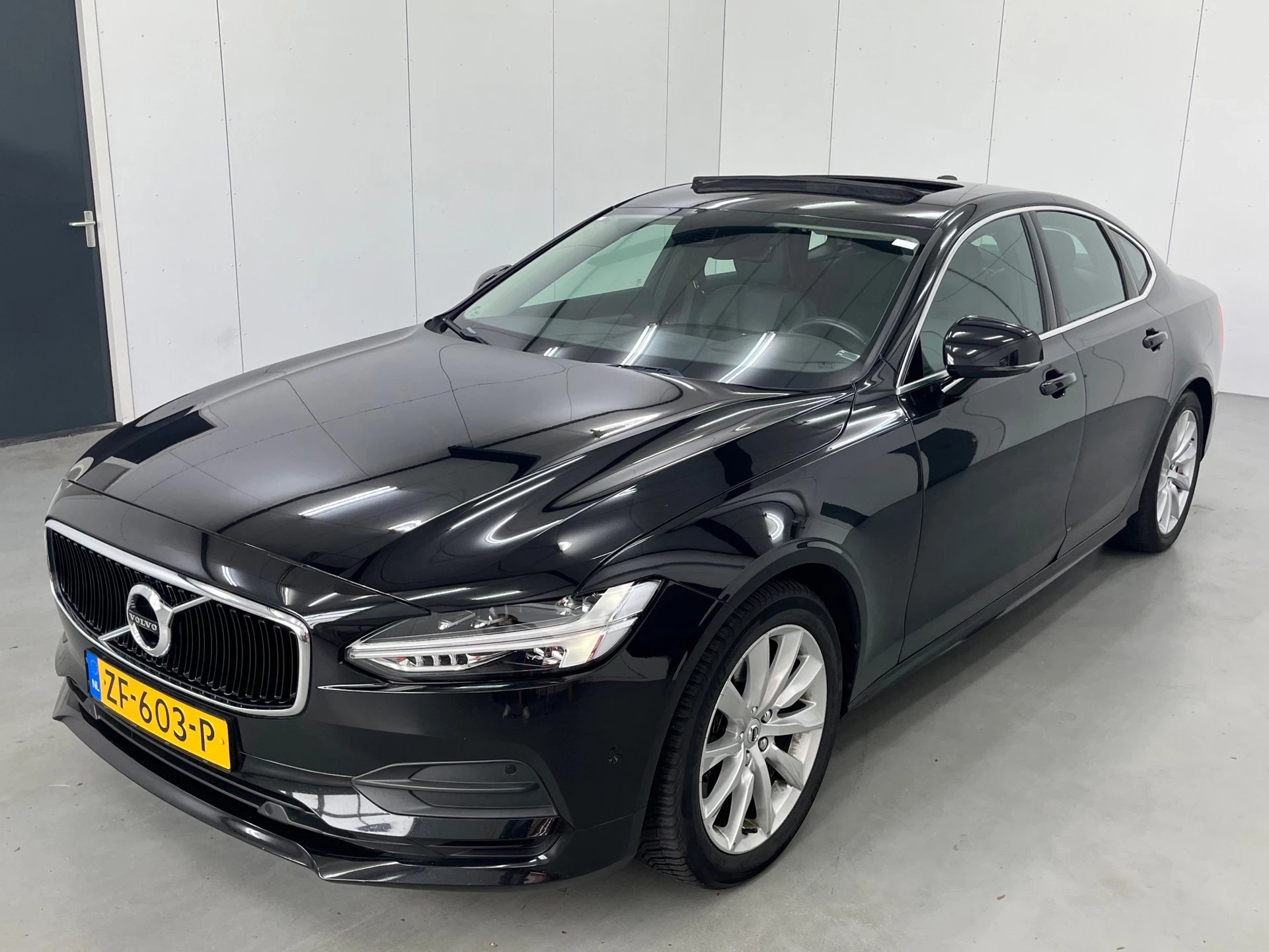 Hoofdafbeelding Volvo S90