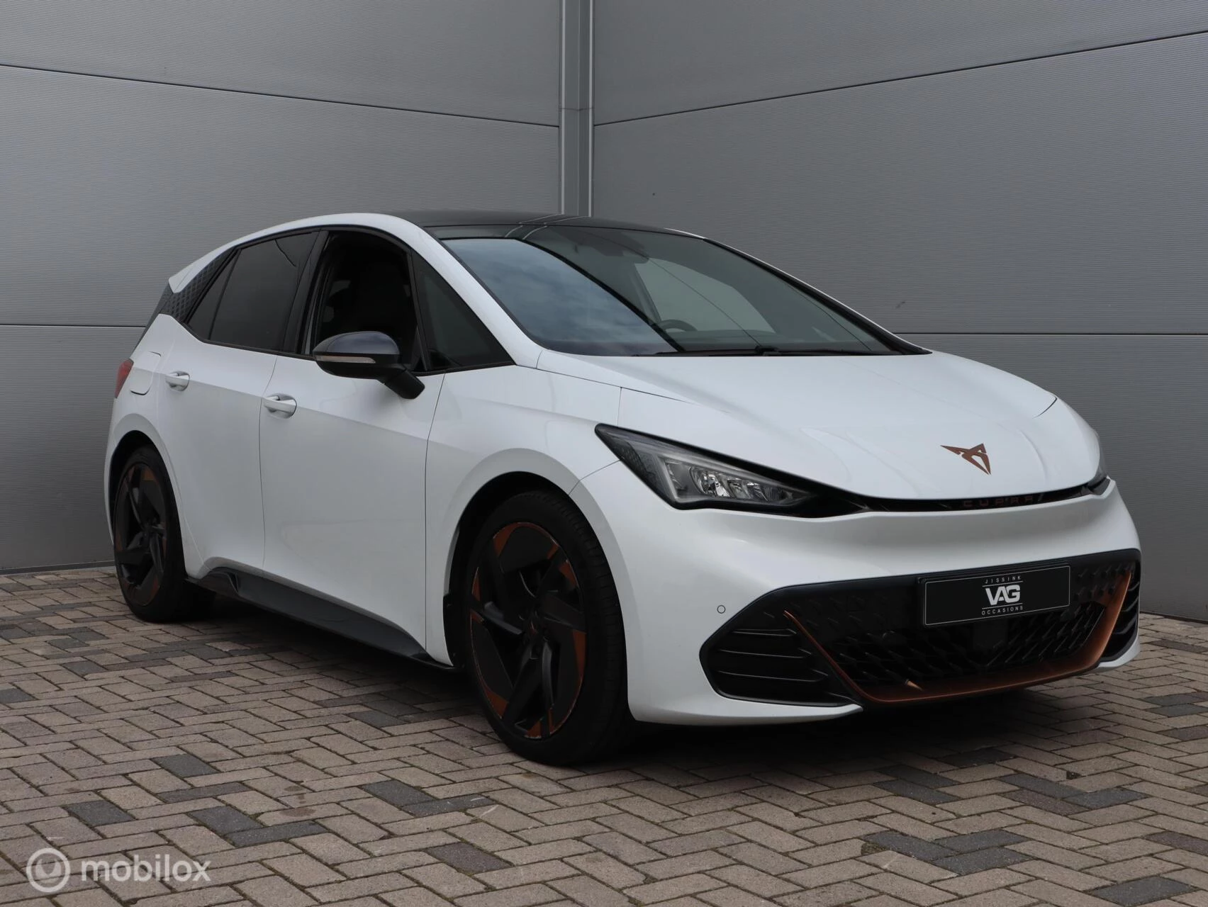 Hoofdafbeelding CUPRA Born