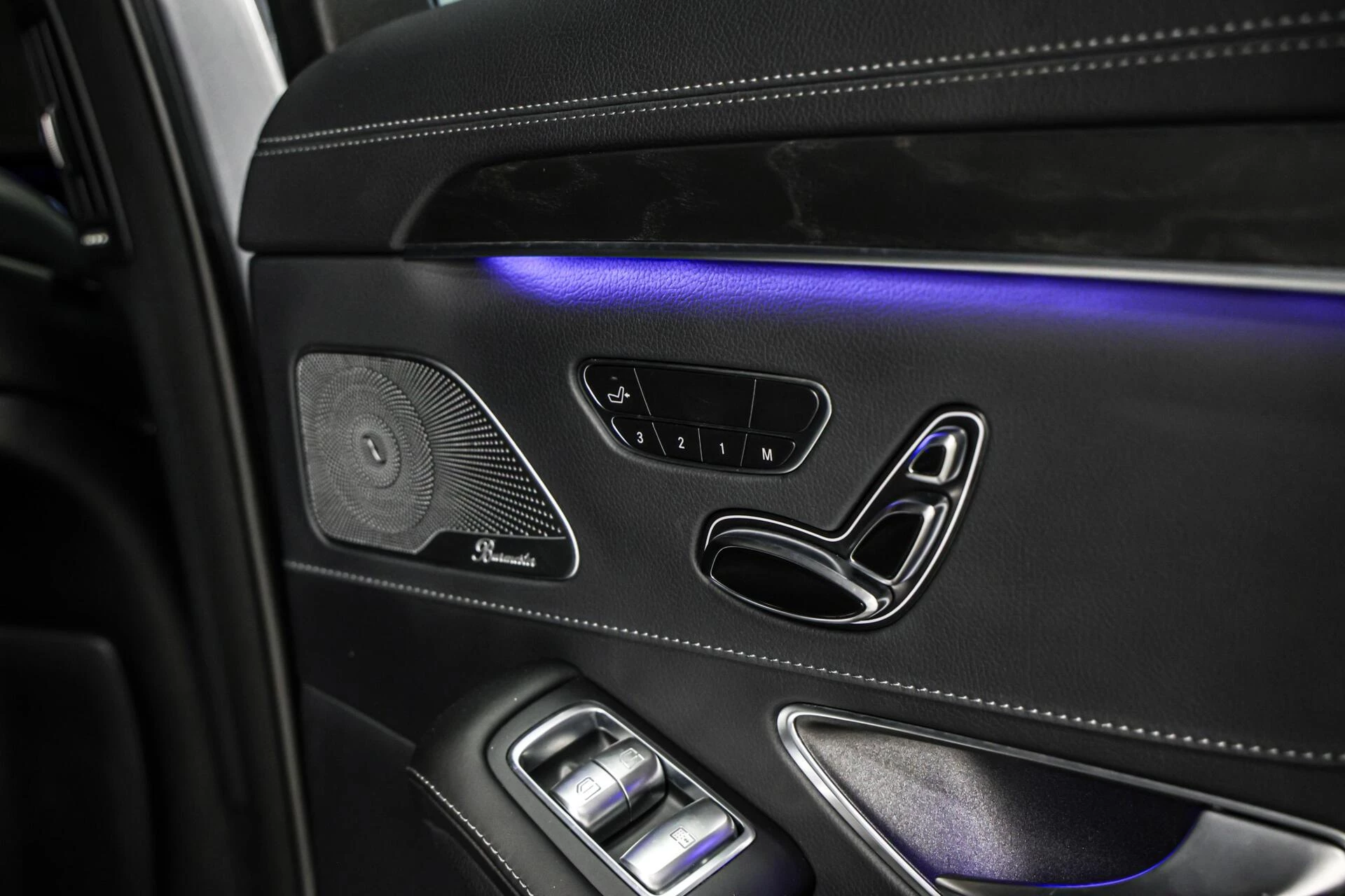 Hoofdafbeelding Mercedes-Benz S-Klasse