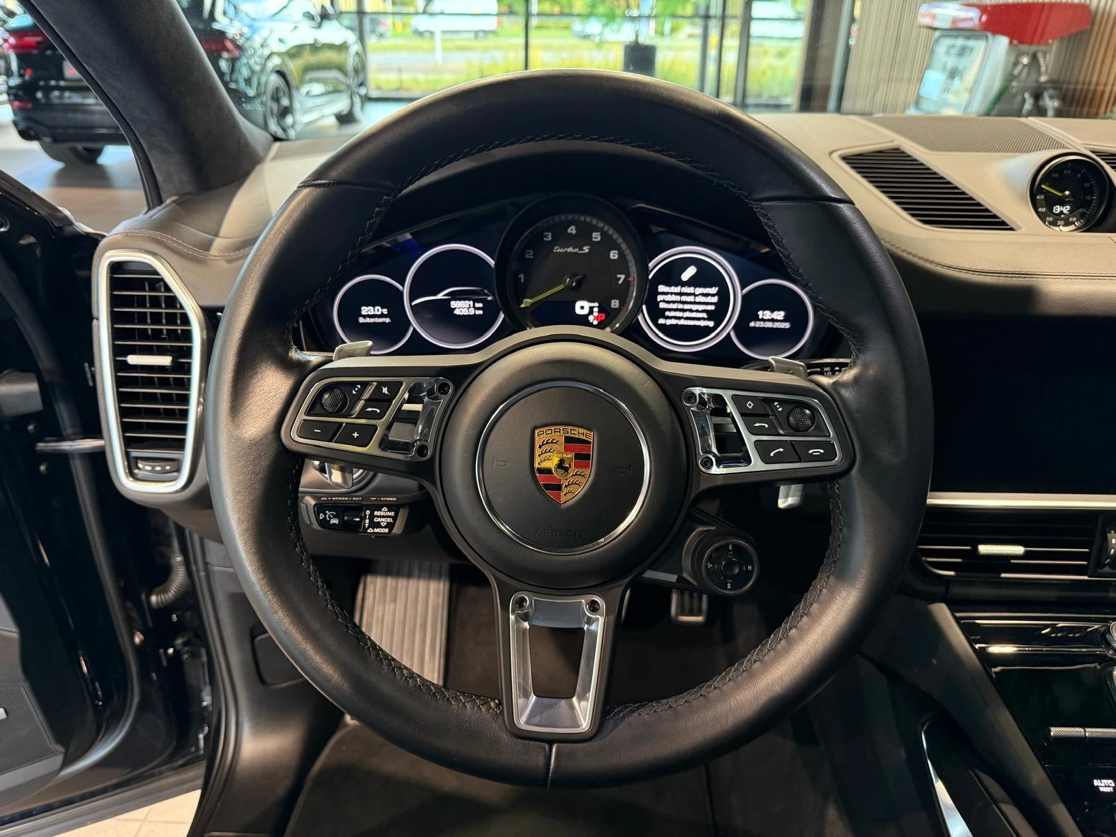 Hoofdafbeelding Porsche Cayenne