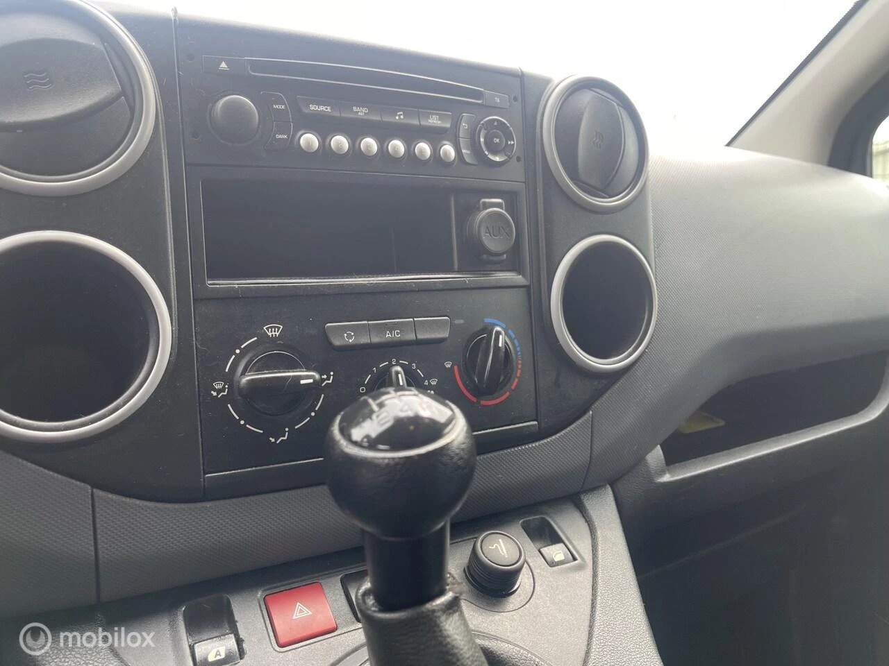 Hoofdafbeelding Peugeot Partner