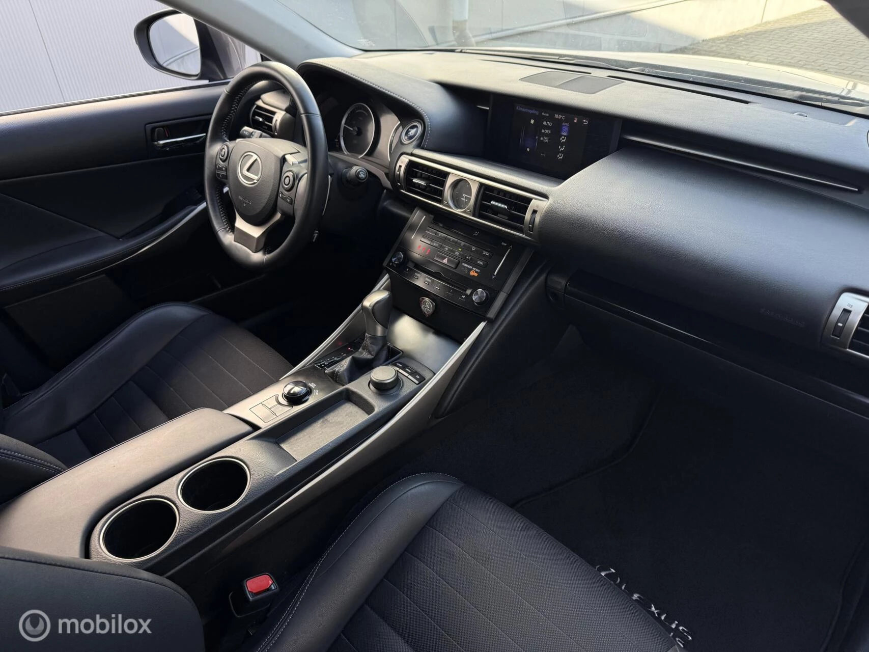 Hoofdafbeelding Lexus IS