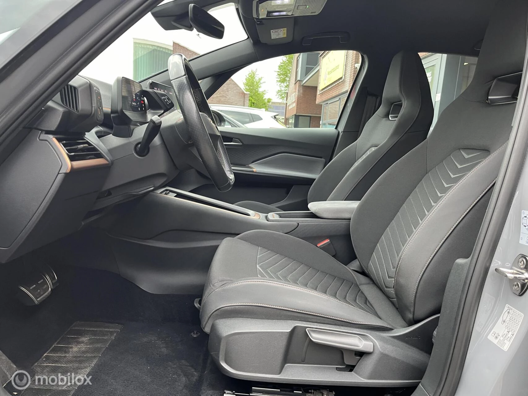 Hoofdafbeelding CUPRA Born