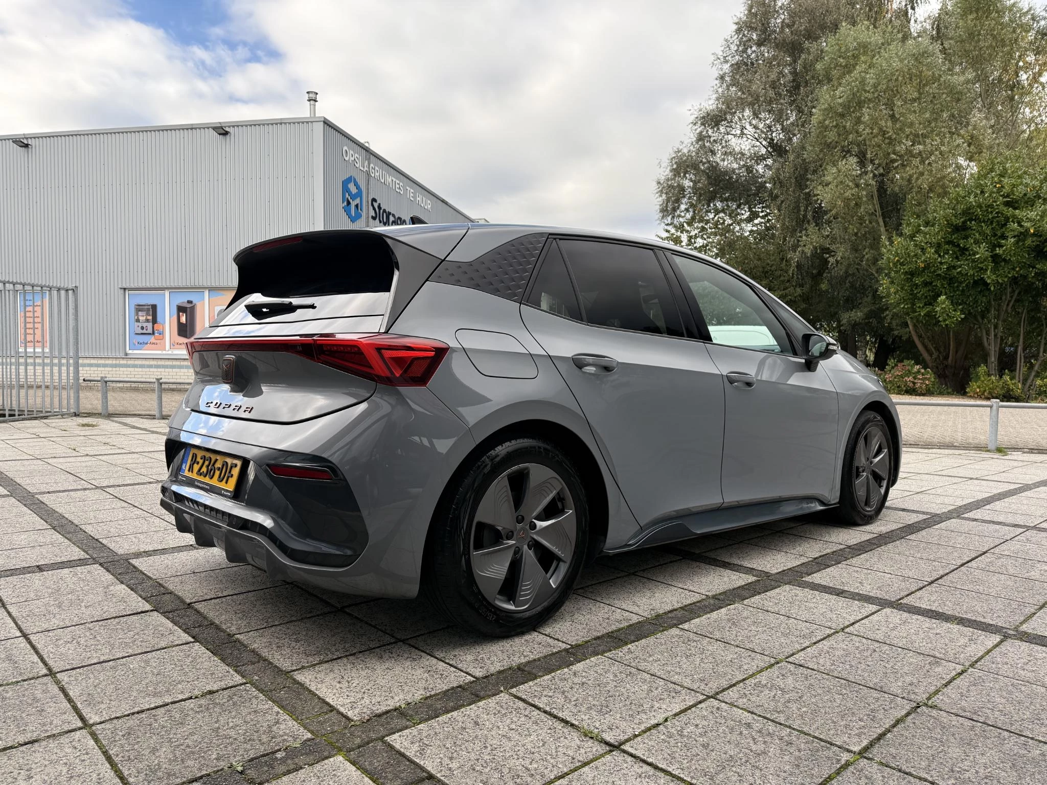 Hoofdafbeelding CUPRA Born