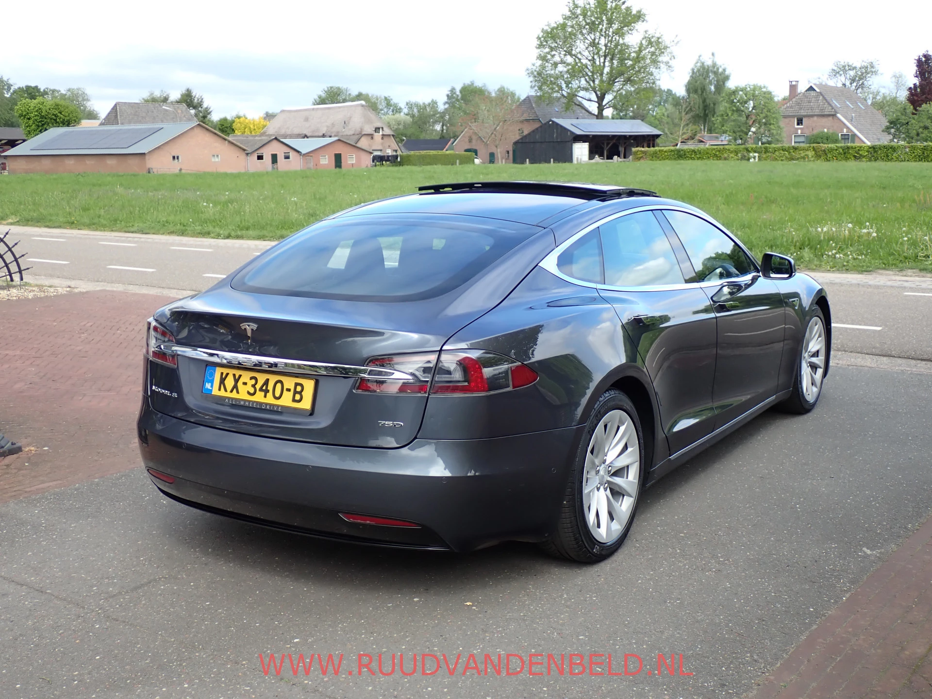 Hoofdafbeelding Tesla Model S