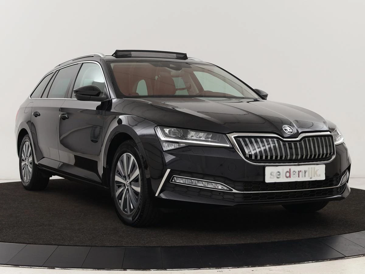 Hoofdafbeelding Škoda Superb