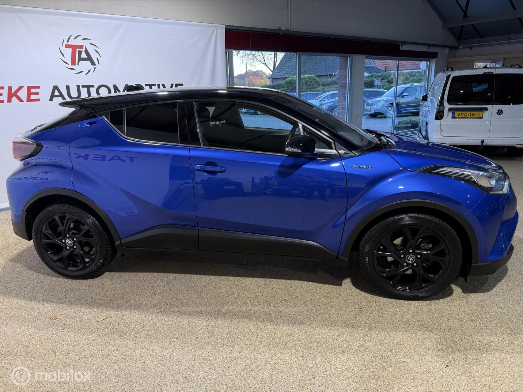 Hoofdafbeelding Toyota C-HR