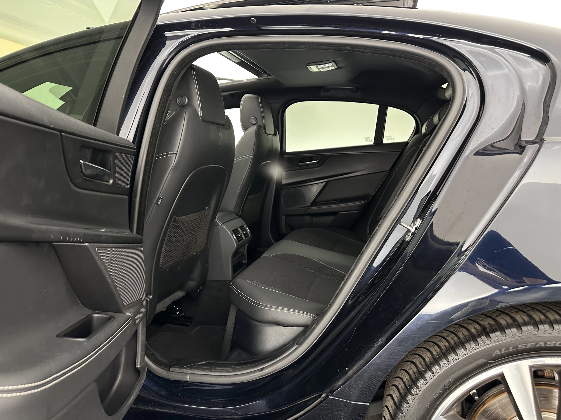 Hoofdafbeelding Jaguar XE