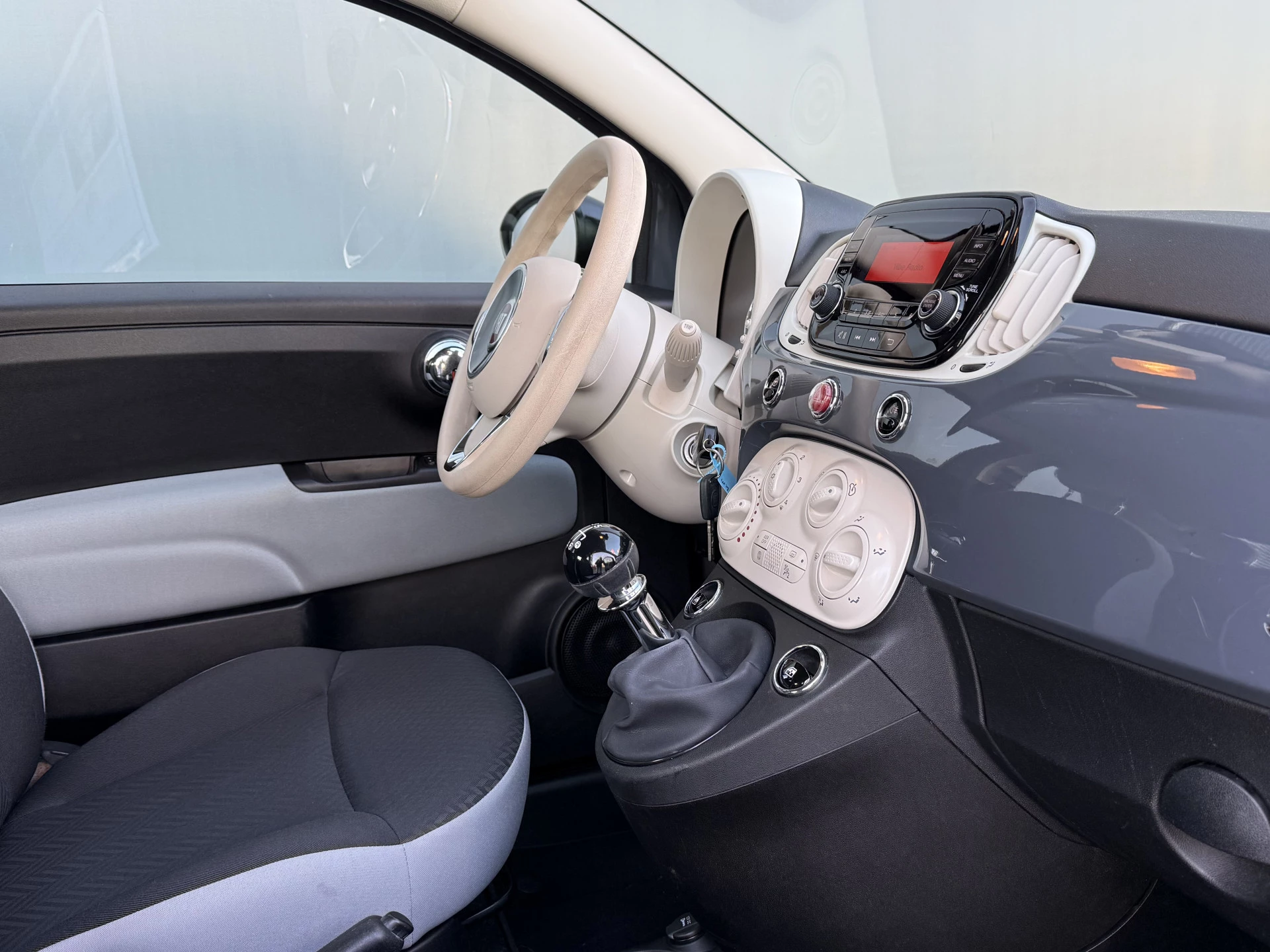 Hoofdafbeelding Fiat 500C