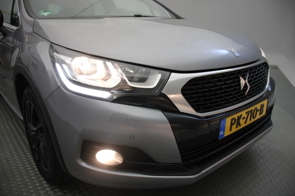 Hoofdafbeelding DS DS 4