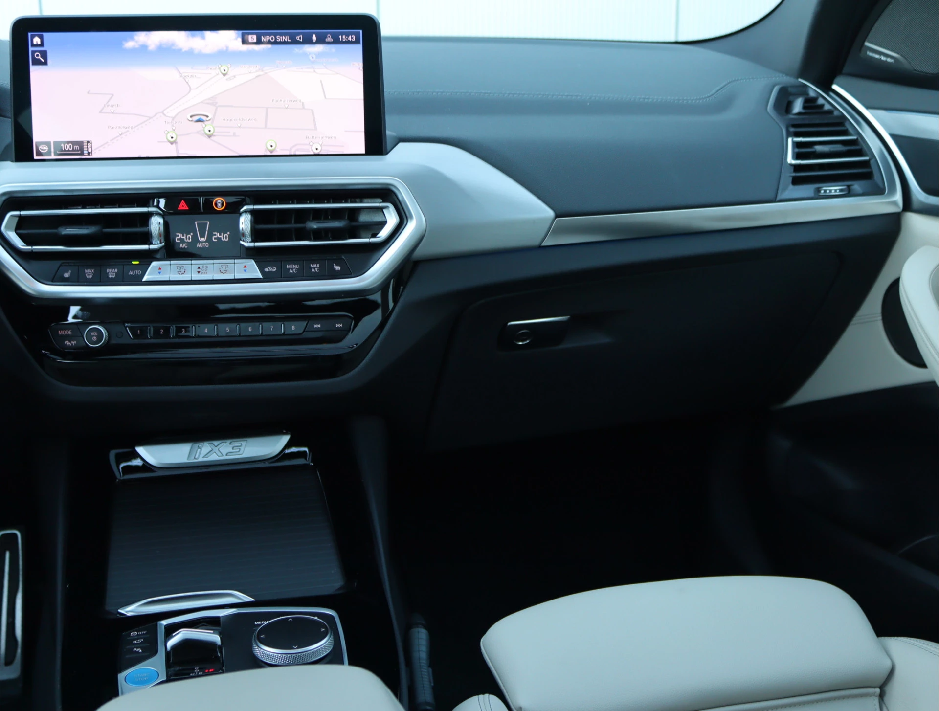 Hoofdafbeelding BMW iX3