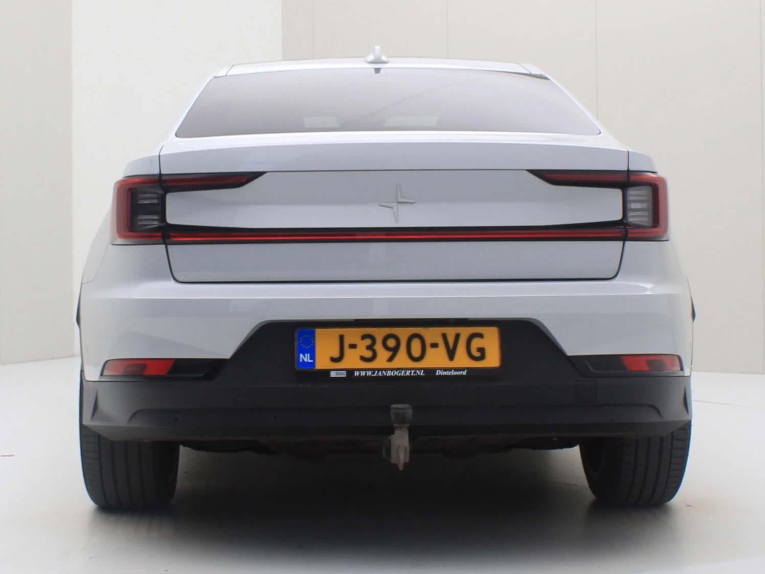Hoofdafbeelding Polestar 2
