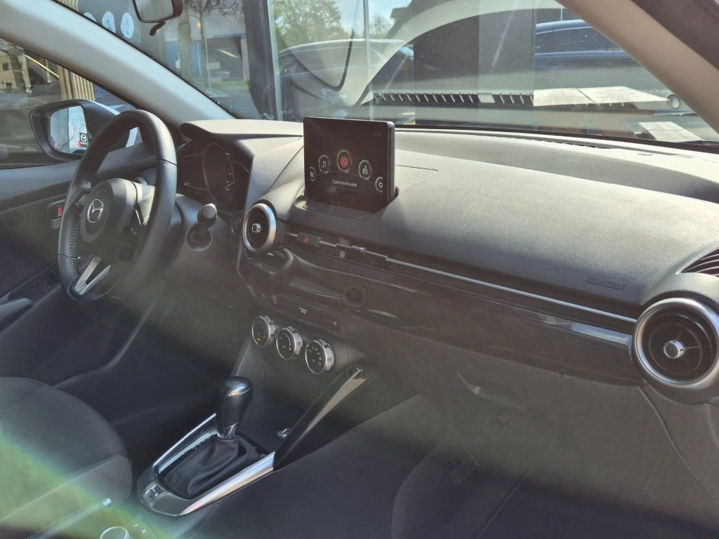 Hoofdafbeelding Mazda 2