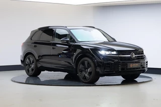 Hoofdafbeelding Volkswagen Touareg Volkswagen Touareg 3.0 TSi eHybrid 4MOTION R