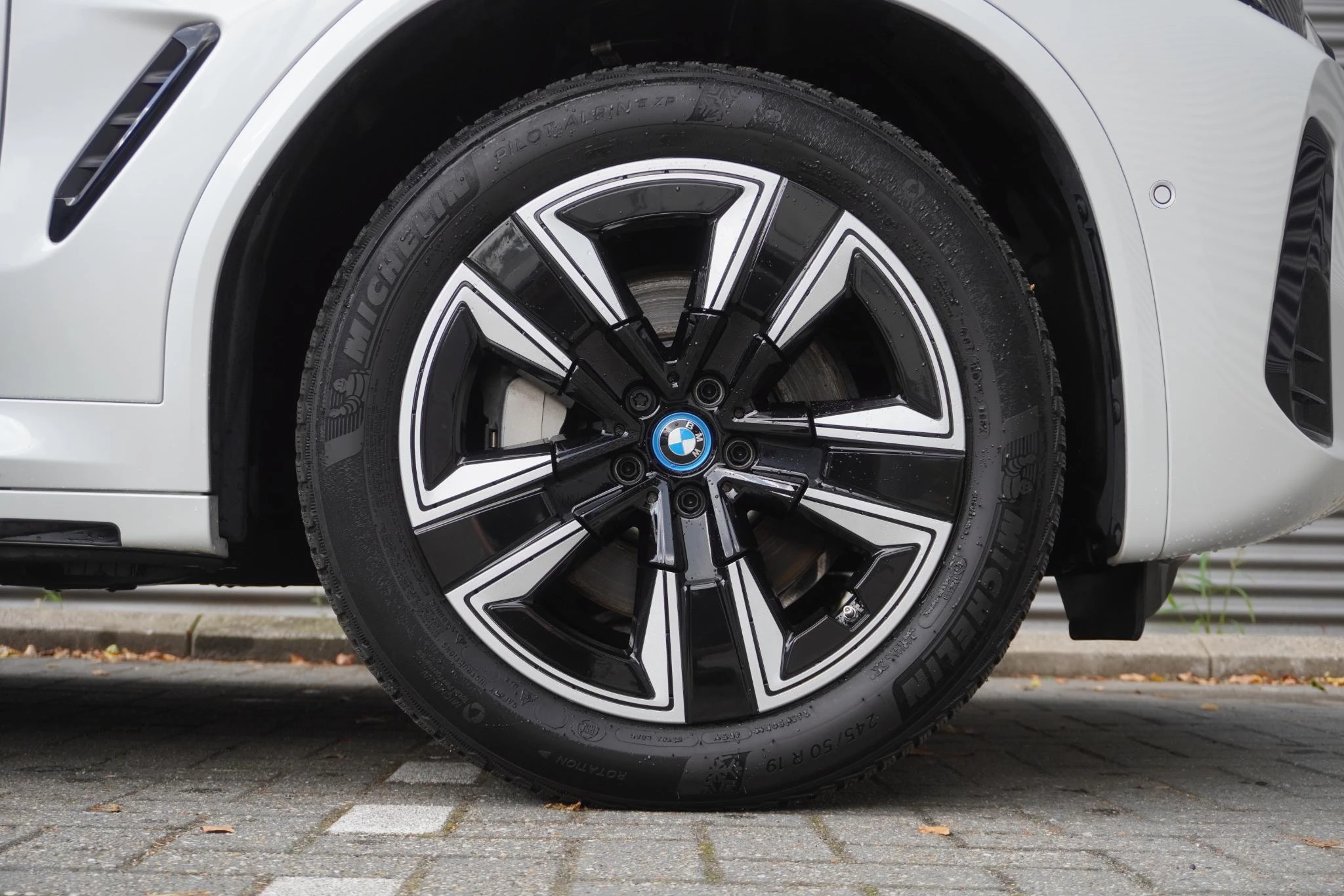 Hoofdafbeelding BMW iX3