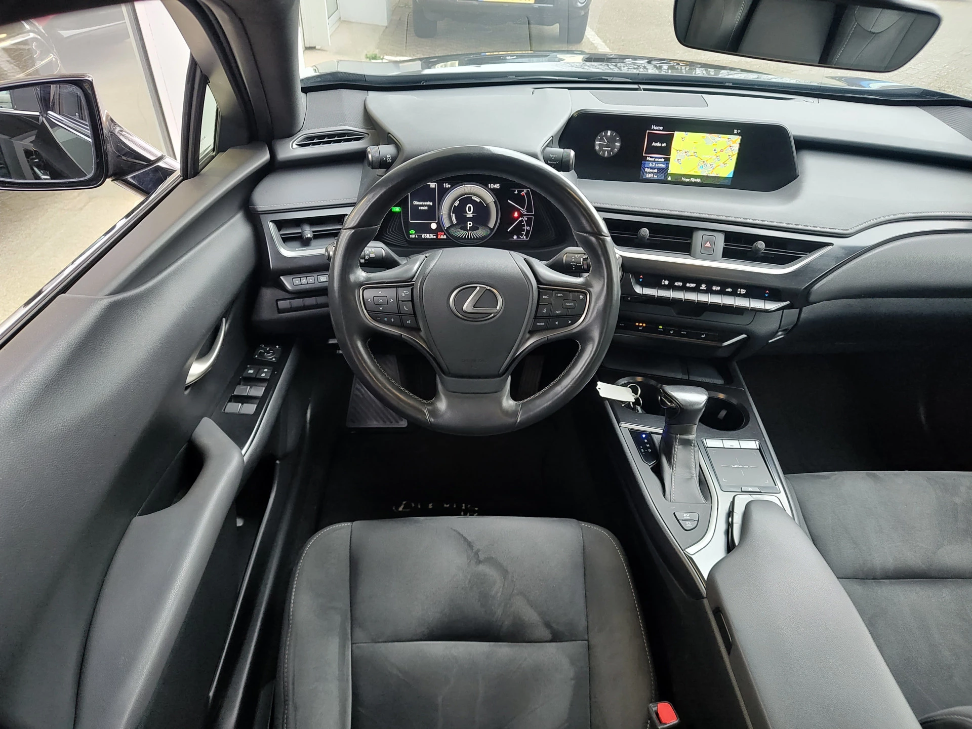 Hoofdafbeelding Lexus UX