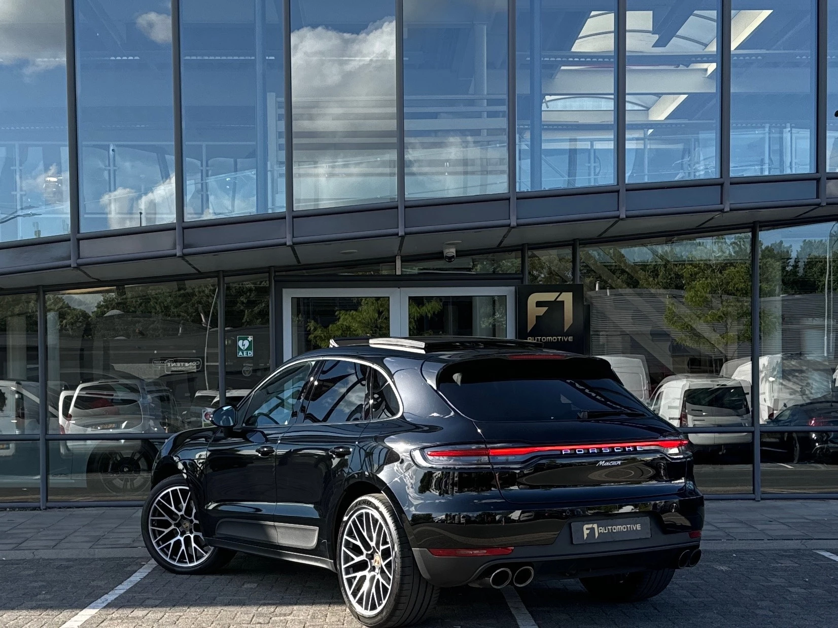 Hoofdafbeelding Porsche Macan