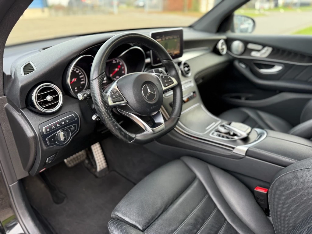 Hoofdafbeelding Mercedes-Benz GLC