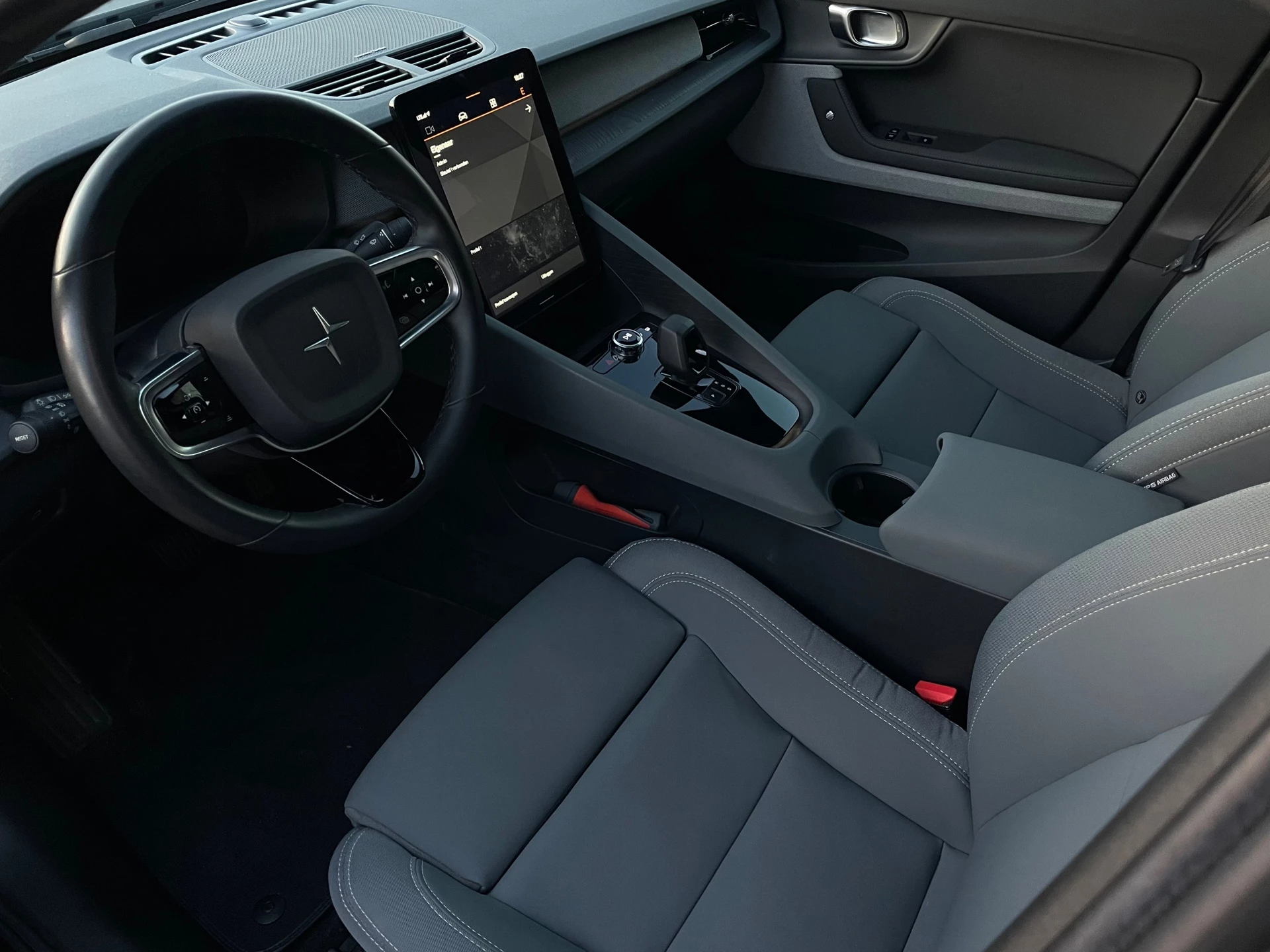 Hoofdafbeelding Polestar 2