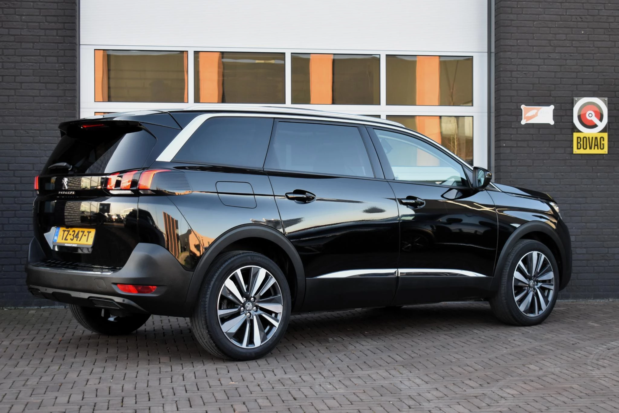 Hoofdafbeelding Peugeot 5008