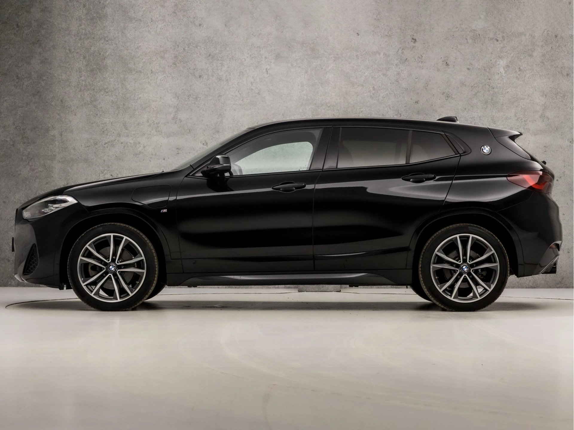 Hoofdafbeelding BMW X2