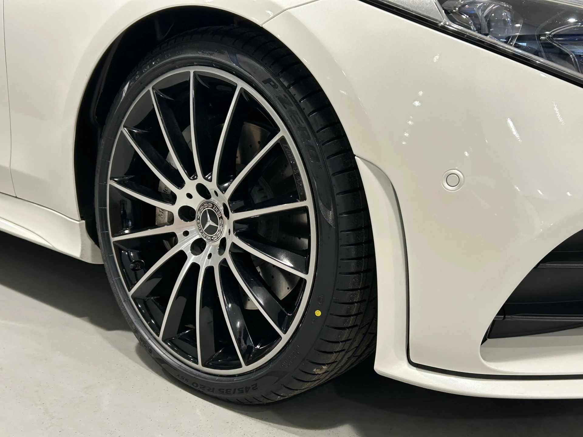 Hoofdafbeelding Mercedes-Benz CLS