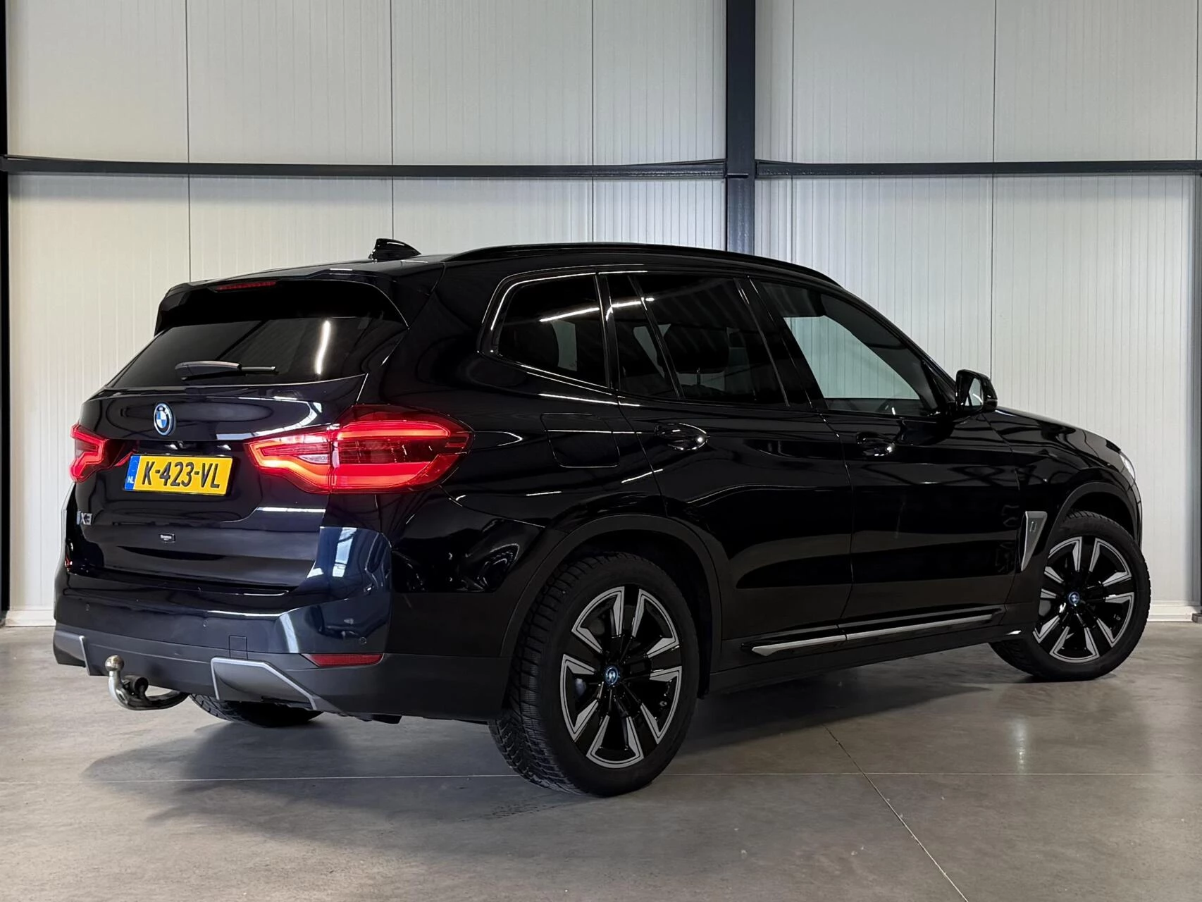 Hoofdafbeelding BMW iX3