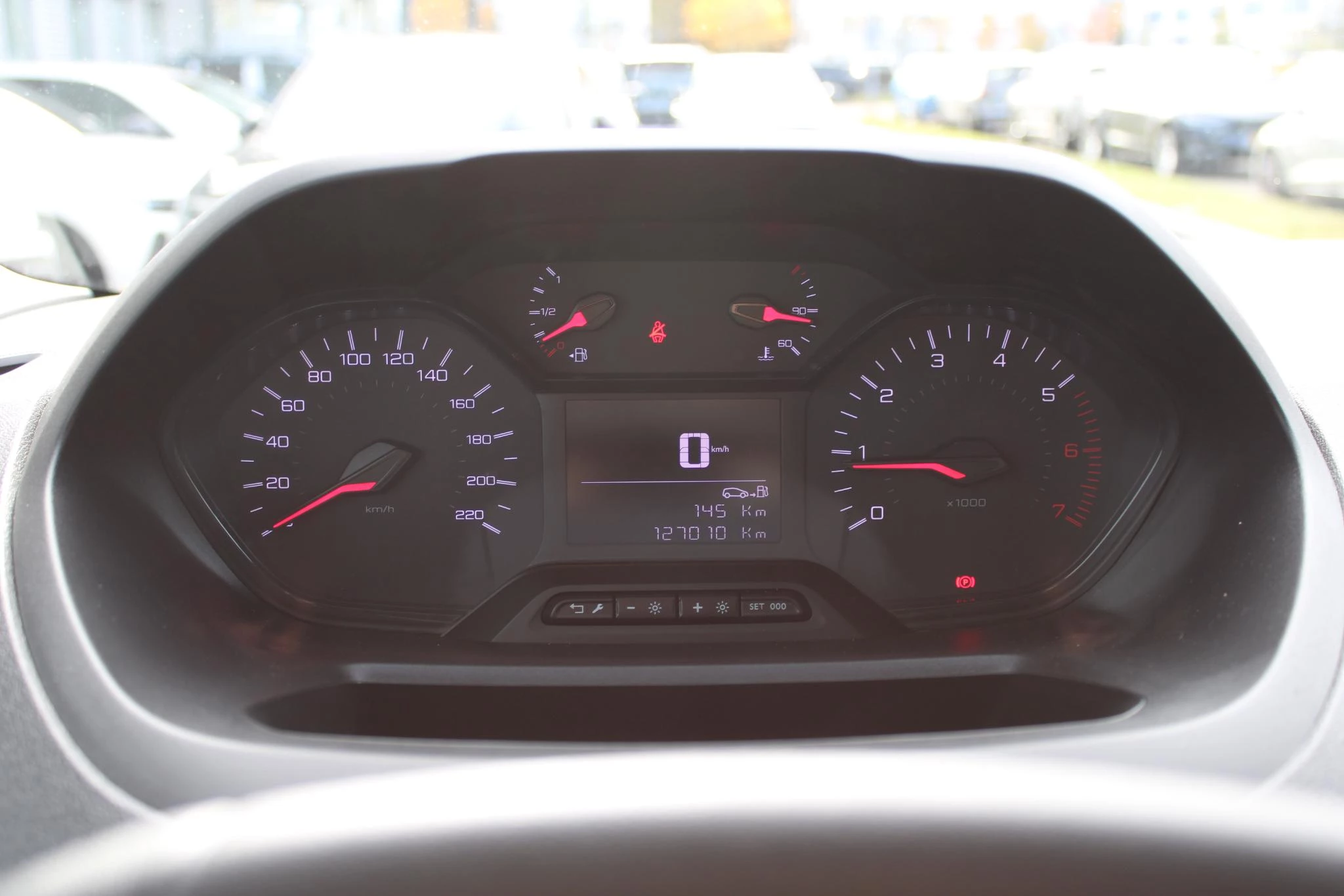 Hoofdafbeelding Peugeot Partner