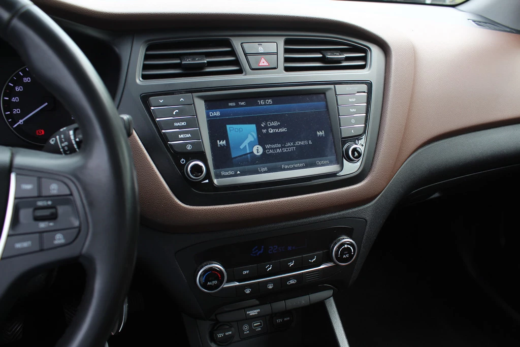 Hoofdafbeelding Hyundai i20