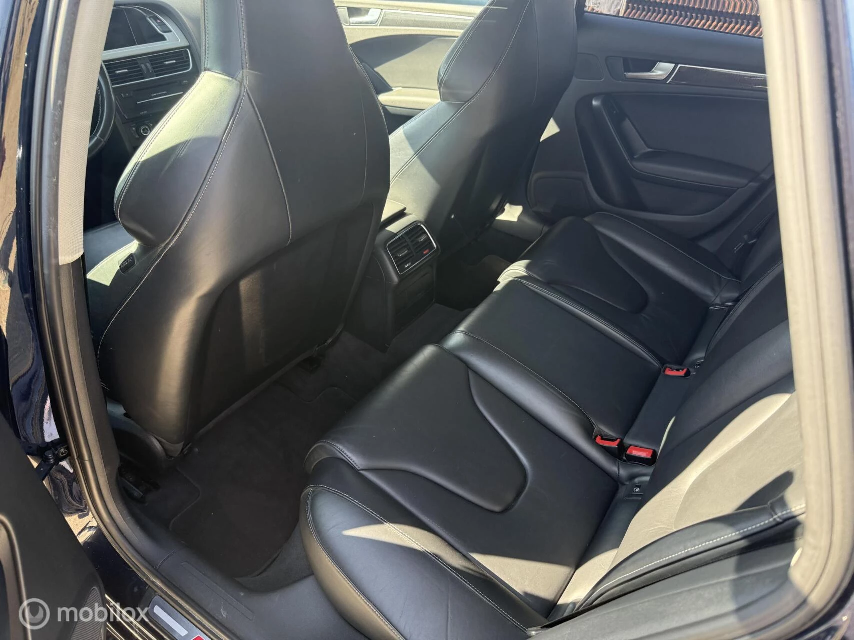 Hoofdafbeelding Audi S4