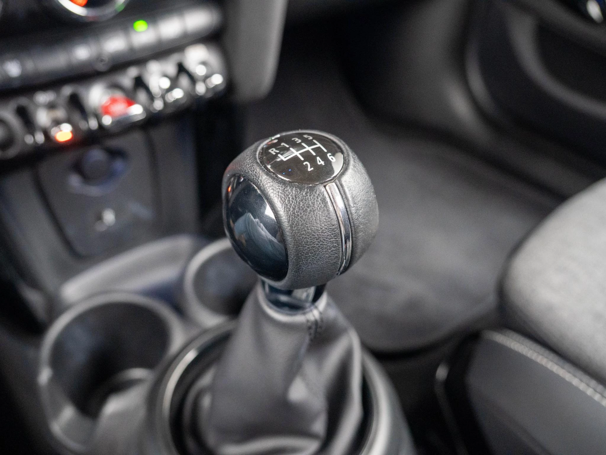 Hoofdafbeelding MINI 5-deurs