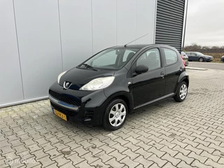 Peugeot 107 1.0-12V Accent