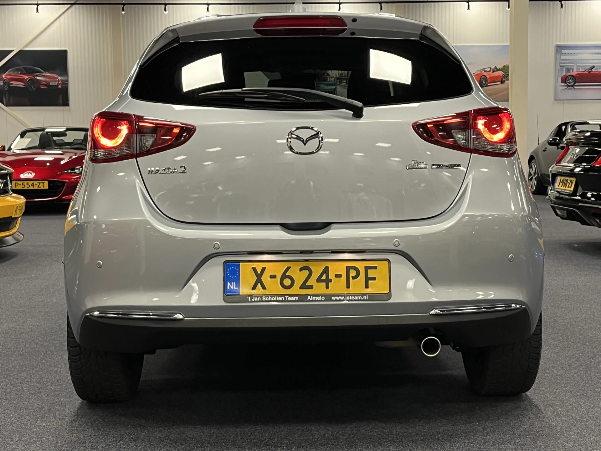 Hoofdafbeelding Mazda 2