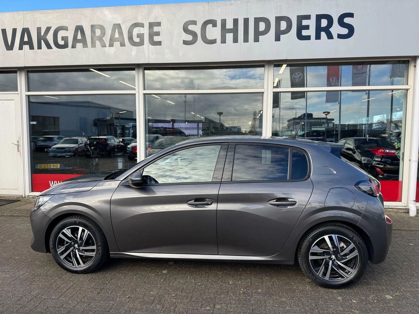 Hoofdafbeelding Peugeot 208