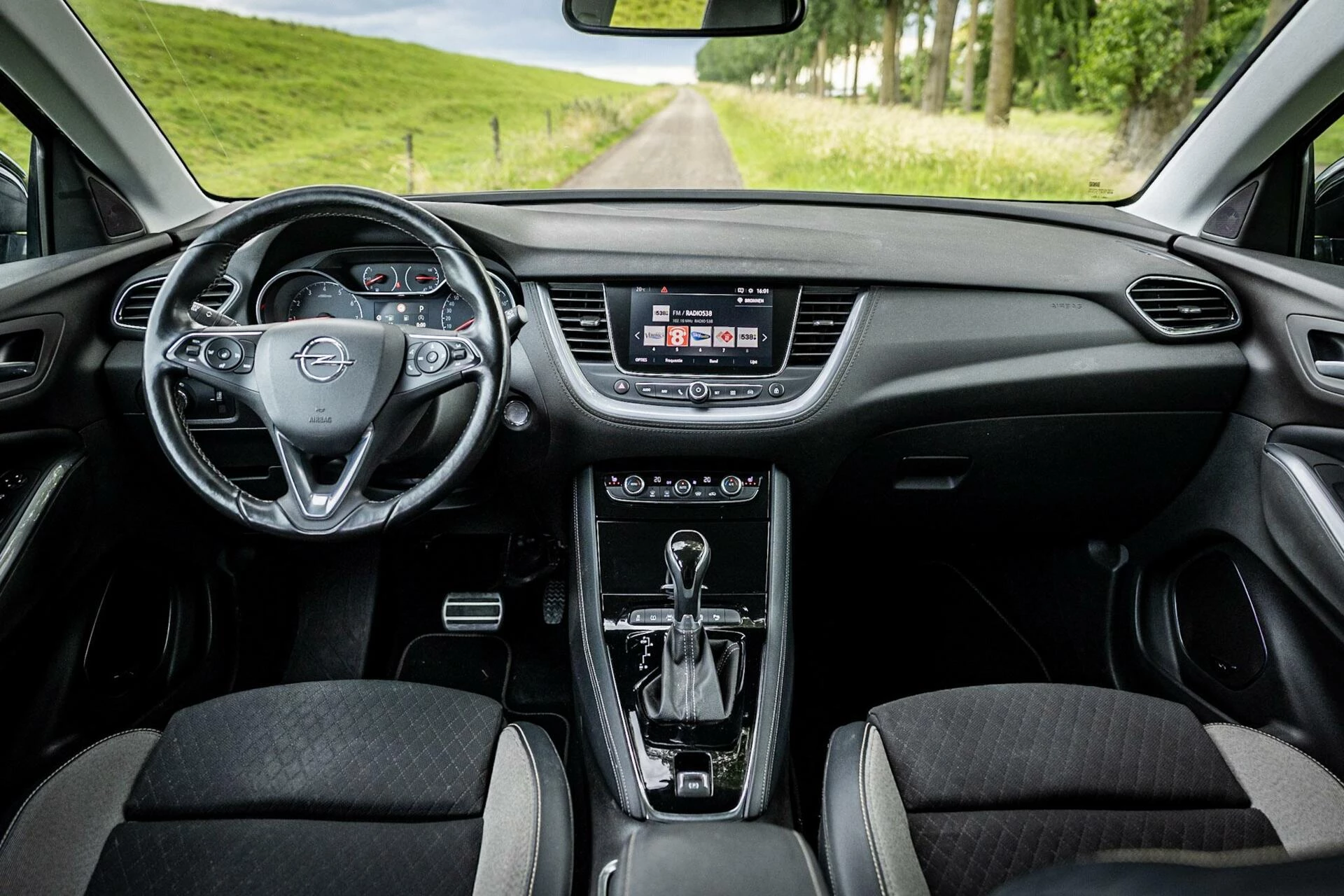 Hoofdafbeelding Opel Grandland X