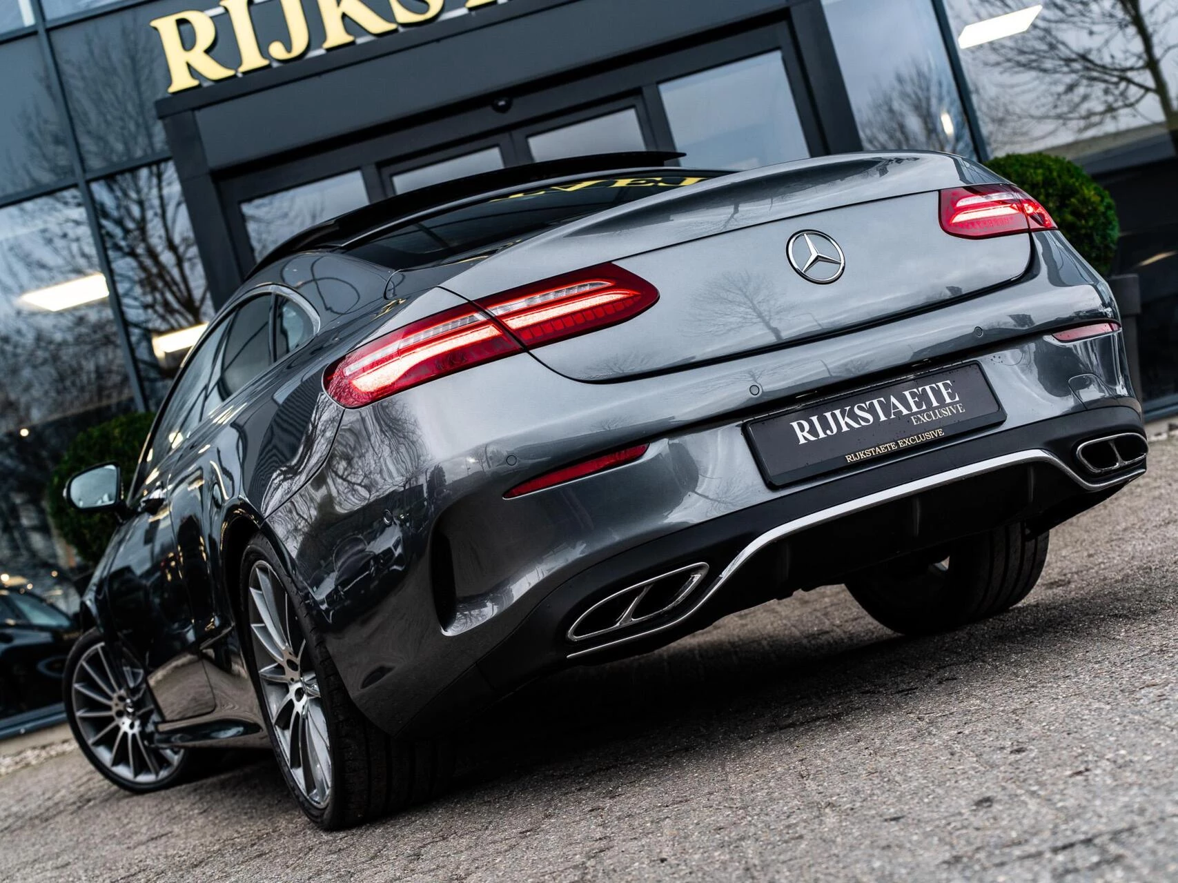 Hoofdafbeelding Mercedes-Benz E-Klasse