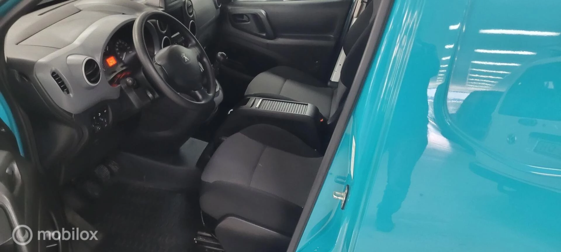 Hoofdafbeelding Peugeot Partner