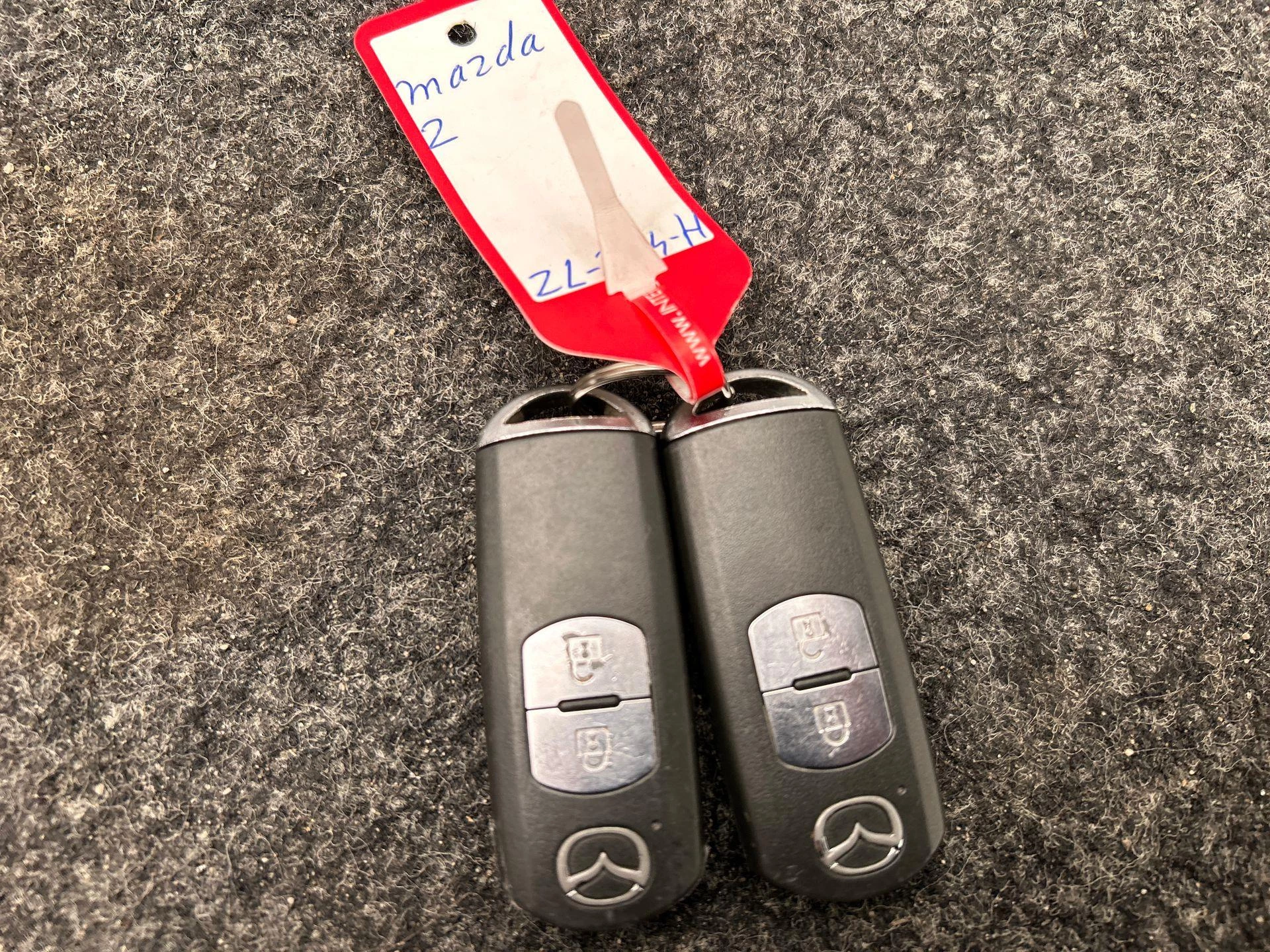 Hoofdafbeelding Mazda 2