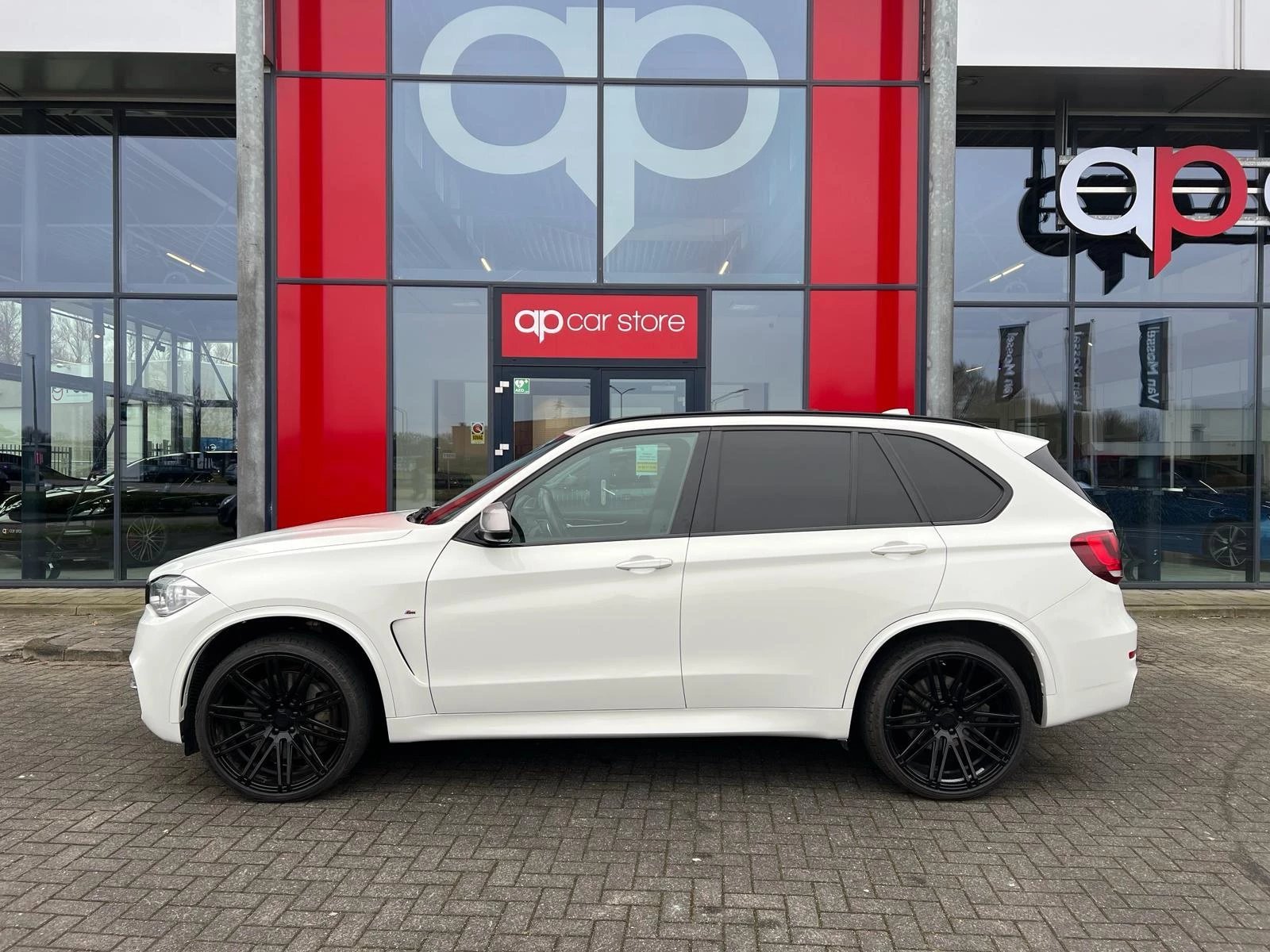 Hoofdafbeelding BMW X5