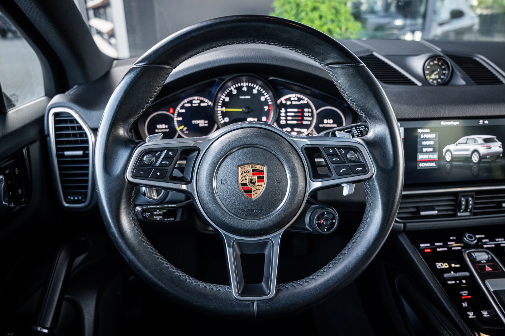 Hoofdafbeelding Porsche Cayenne