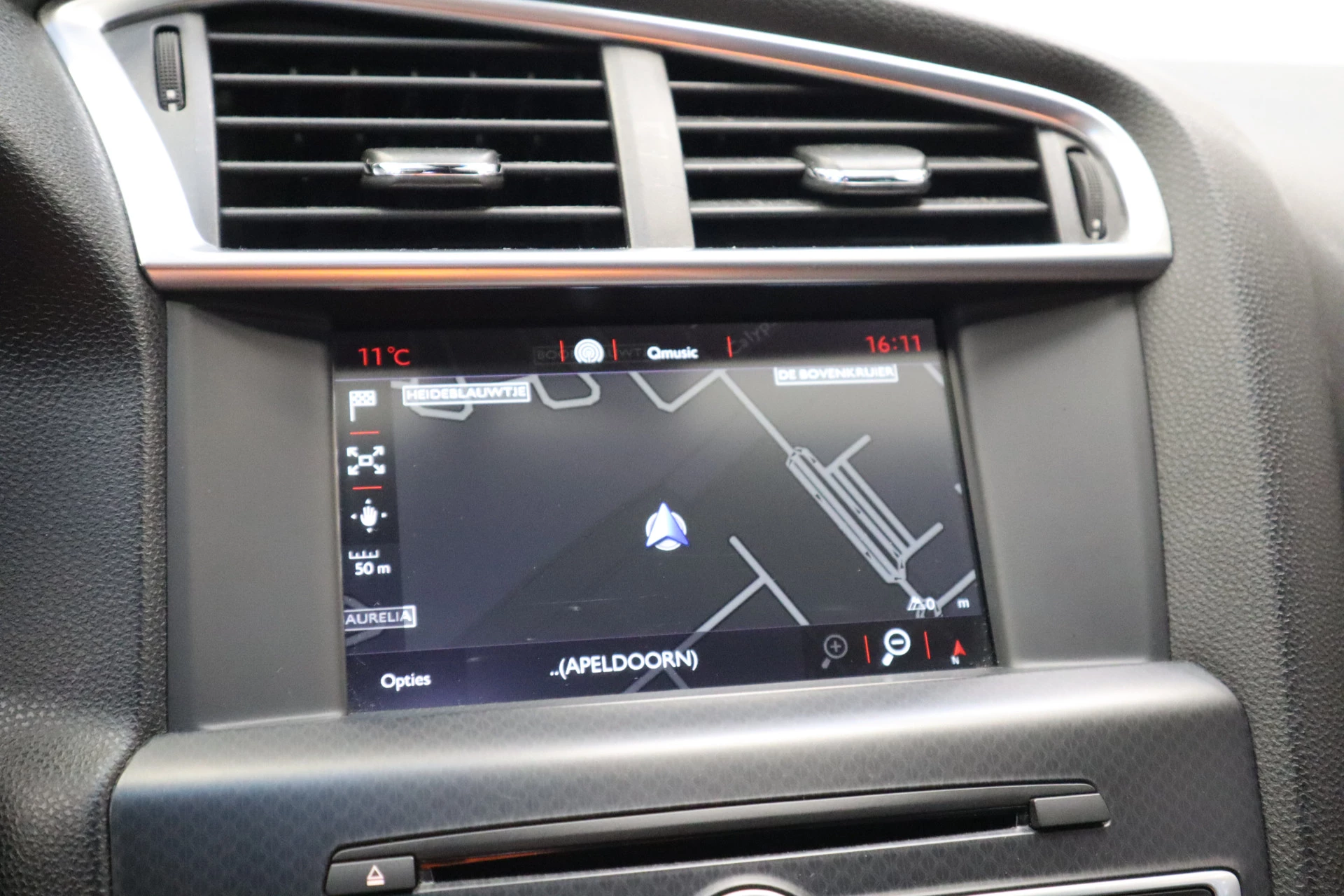 Hoofdafbeelding DS DS 4