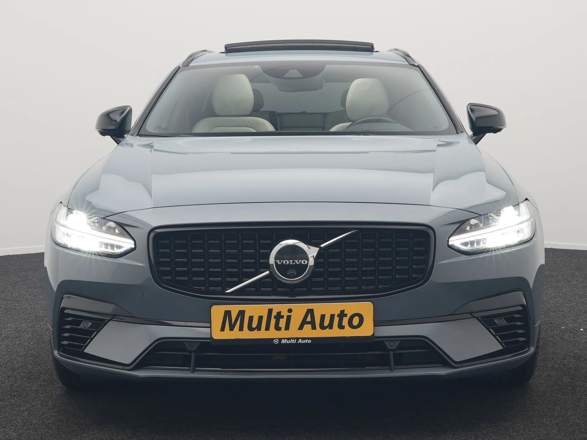 Hoofdafbeelding Volvo V90