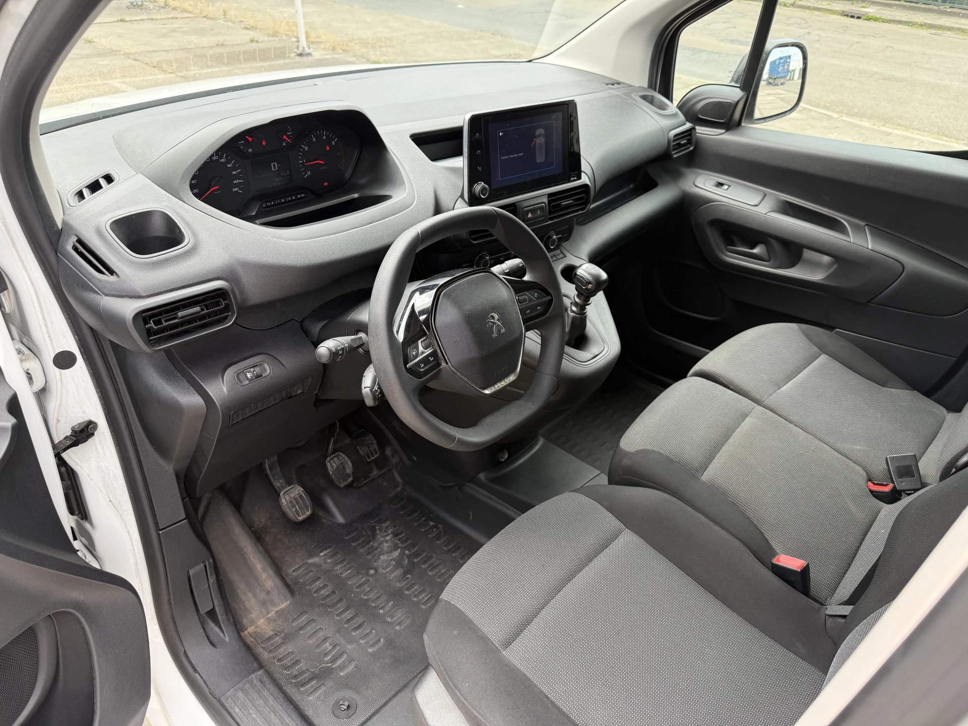 Hoofdafbeelding Peugeot Partner